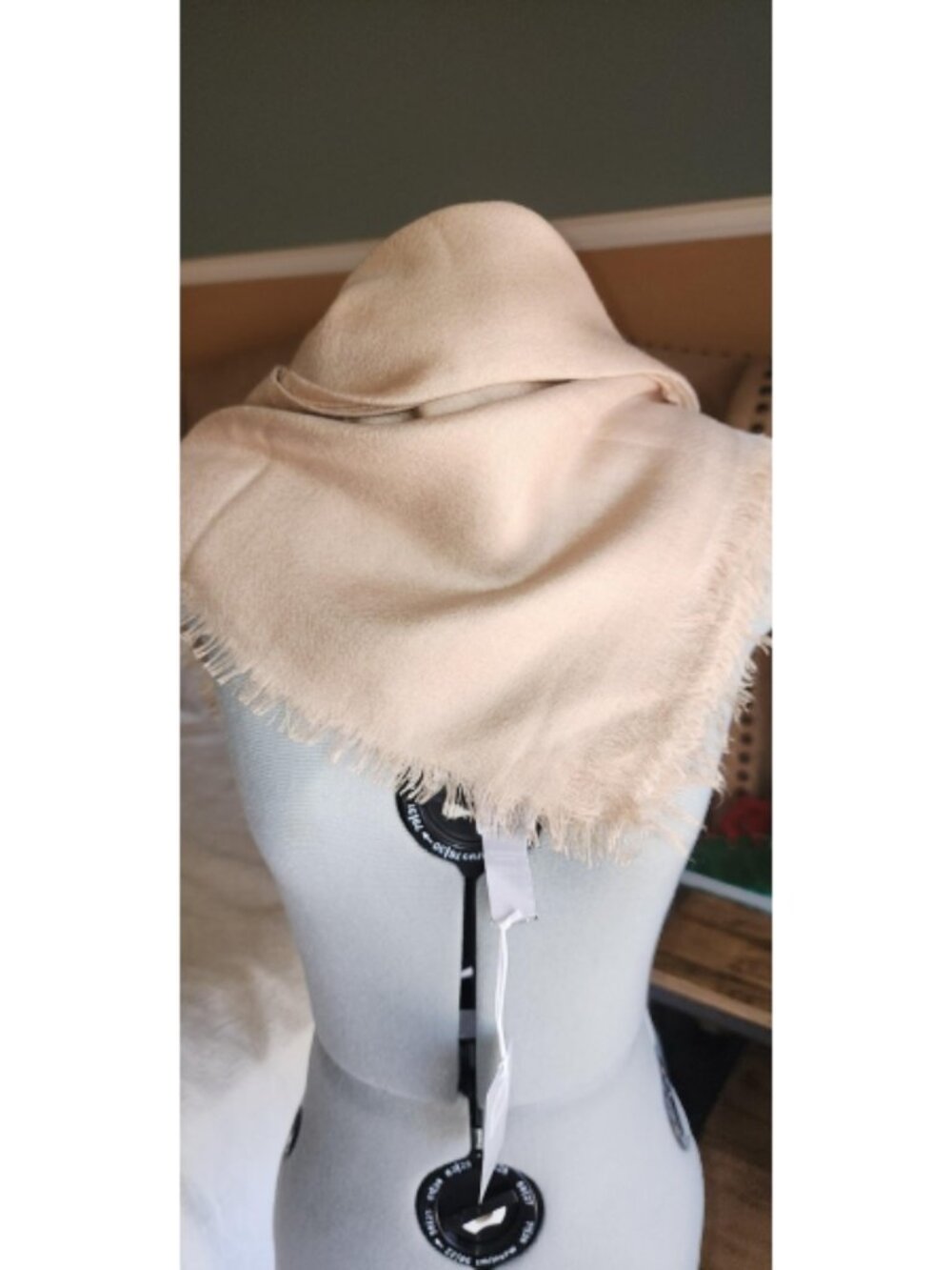 NWT Nordstrom Cashmere & Silk Fringe Wrap Scarf Tan Nomad